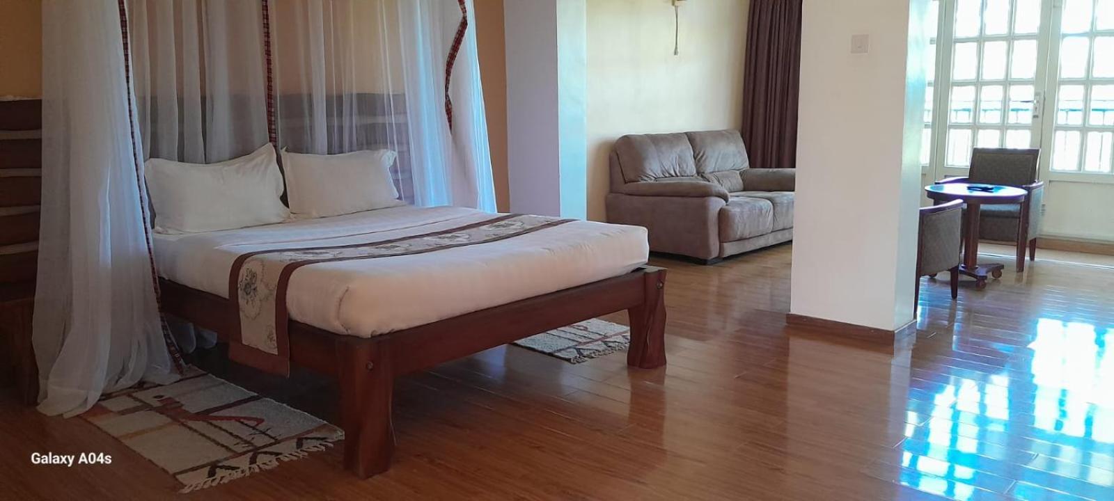 Esikar Gardens Hotel Narok Zewnętrze zdjęcie